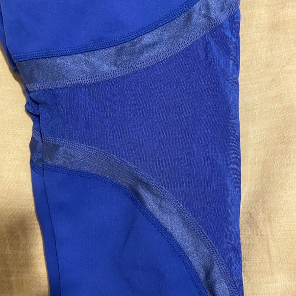 Fabletics Powerhold Leggings | Blue with Mesh | Size S - Picture 5 of 5